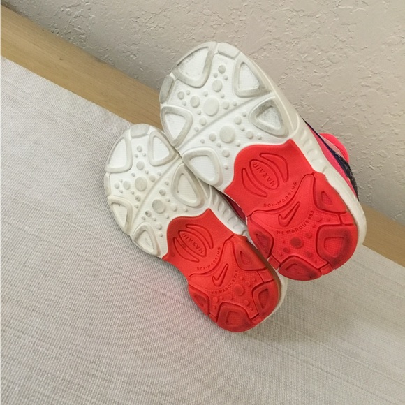 Nike Toddler Air Max 95 Doodles Sneakers Shoes Size 4C Pink CI9938-500 - Picture 6 of 8